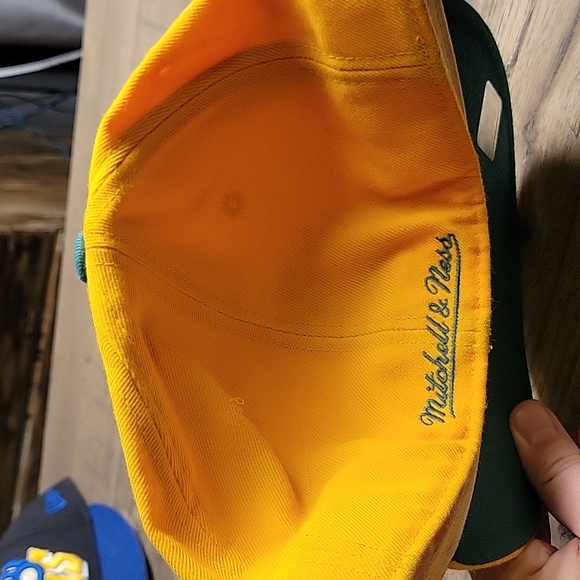 Mitchell & Ness Green Bay Packers Retro logo hat sz 7 3/8 - Picture 2 of 3